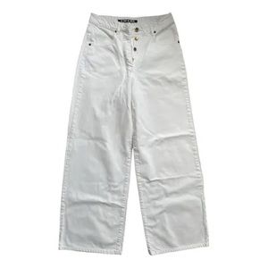 Jacquemus white  jeans.